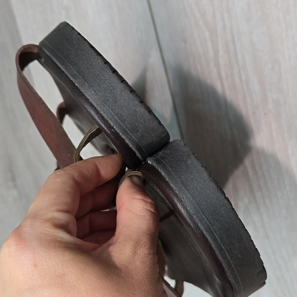 Sundance Leather Toe Loop Platform Buckle Sandals sz 37 / 6.5 - Picture 5 of 13